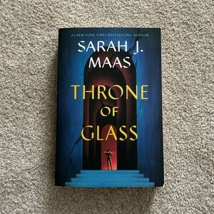 Sarah J. Maas 'Throne of Glass' Paperback